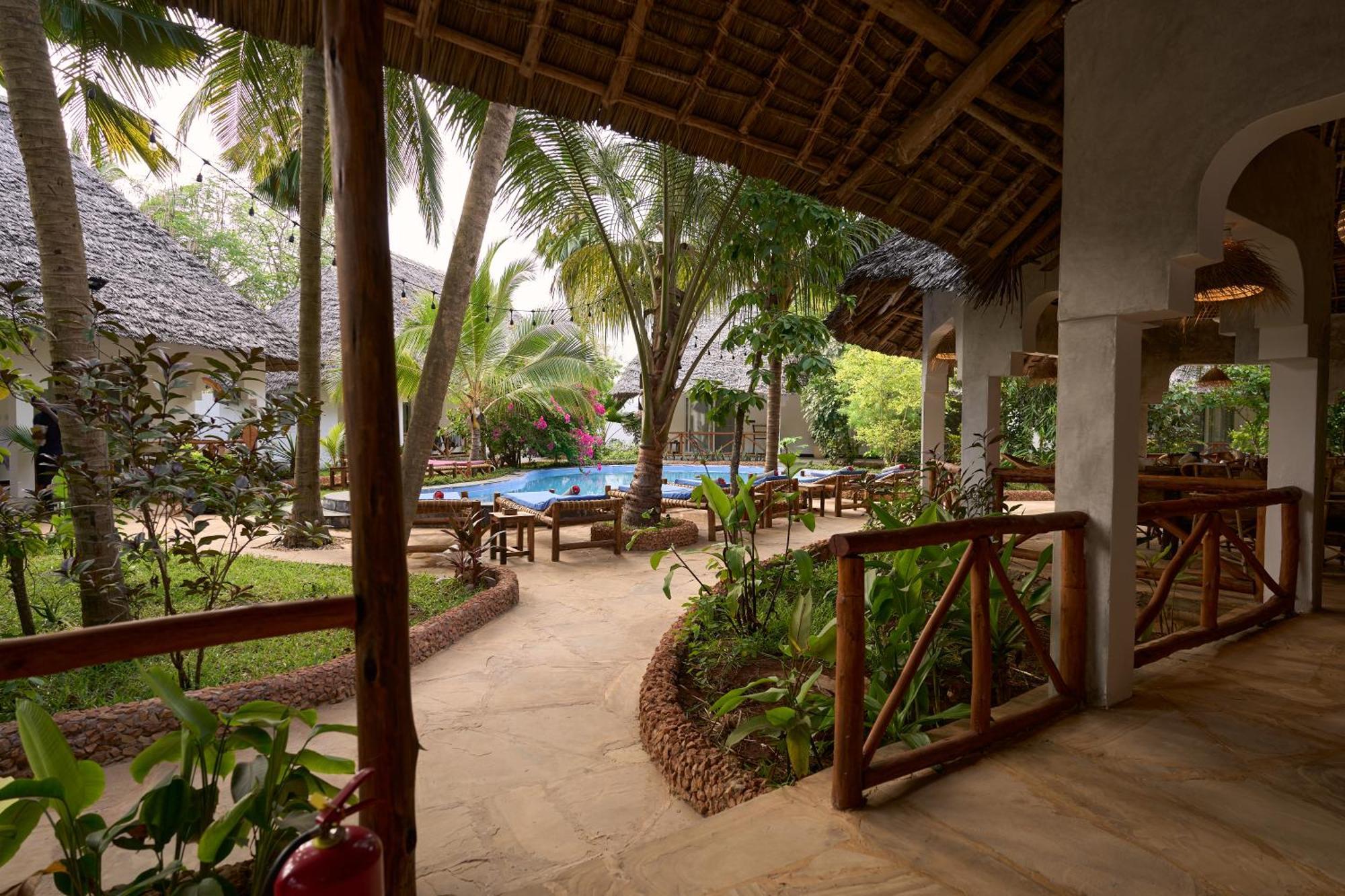 African Bungalows Nungwi Exteriör bild