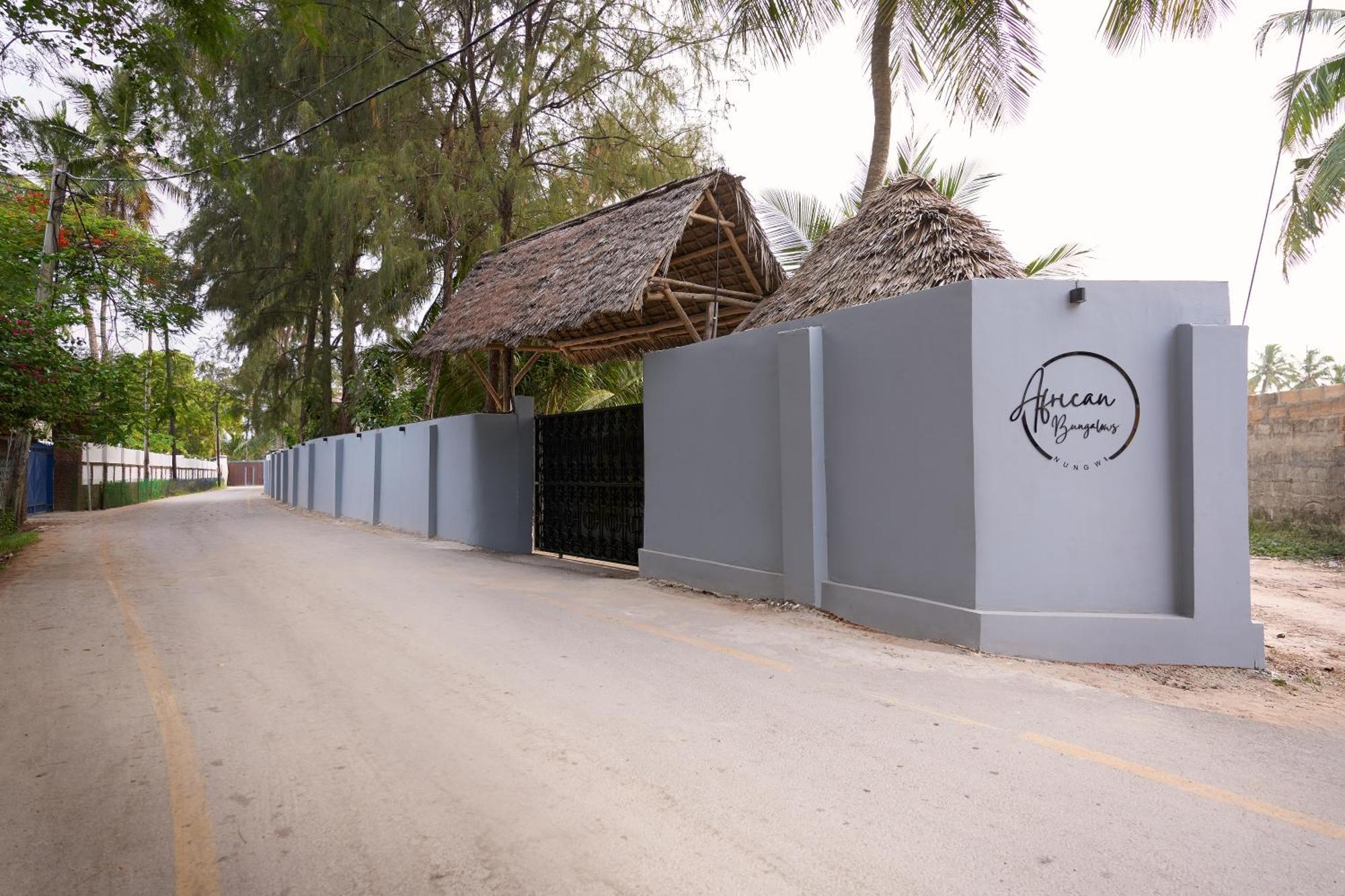 African Bungalows Nungwi Exteriör bild